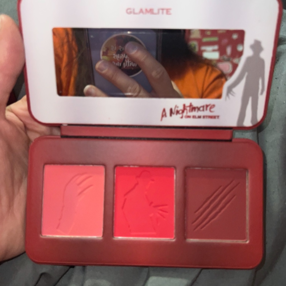 a nightmare on elm street blush palette